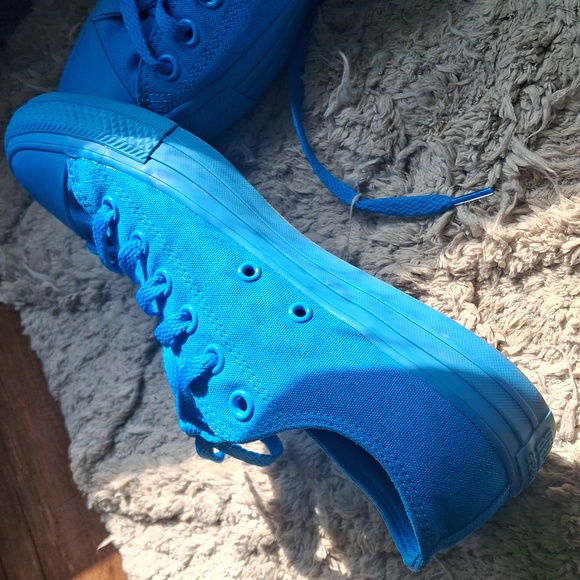 Converse All Star Sneakers - Picture 3 of 3